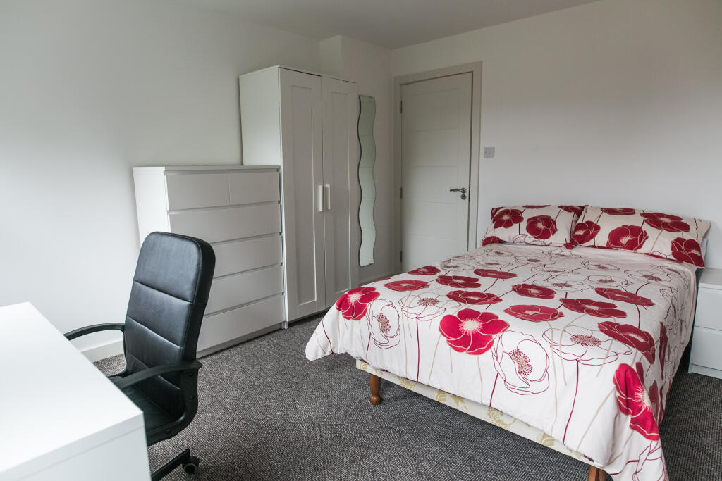 Additional image 4 of Mostyn Road - 5 bed, Edgbaston, West Midlands, B16