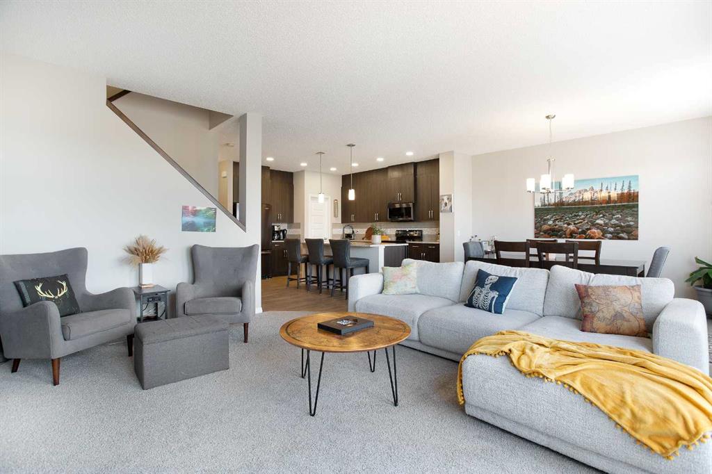 63 Heritage Court, Cochrane, AB, T4C 2N5