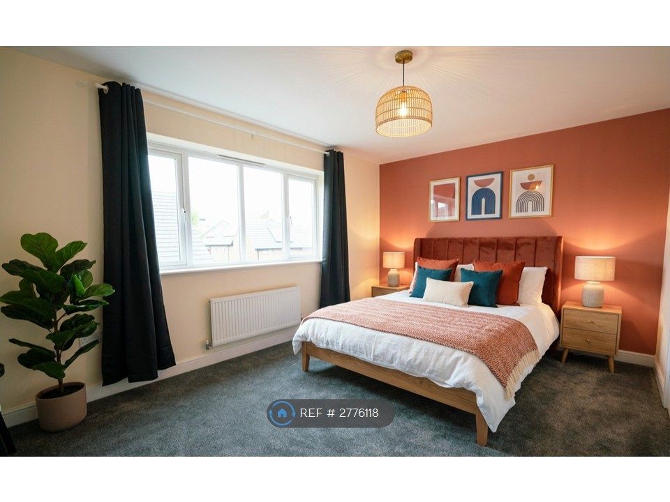 Additional image 2 of 6 bed semi-detached house to rentOaktree Drive, Gipton, Leeds LS8