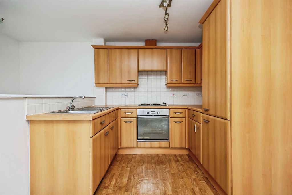 Additional image 2 of 1 bed flat for saleRiddles Court, Watnall, Nottingham NG16