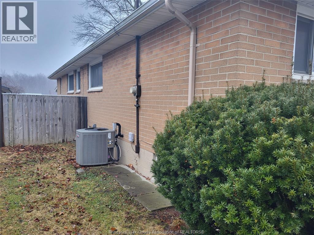 Additional image 5 of 1898 Jefferson Boulevard, Windsor, ON, N8T2V8