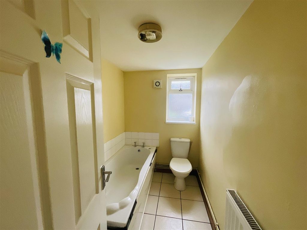 Additional image 6 of 2 bed flat for saleSandfield Road, Burry Port SA16