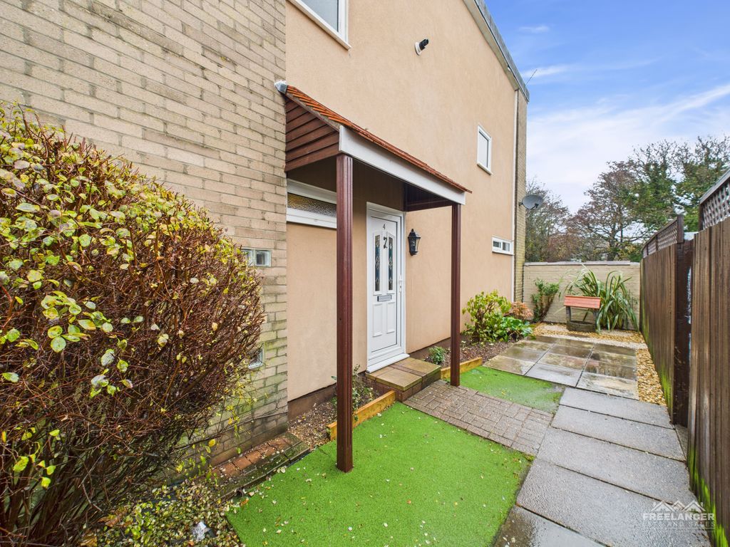 3 bed semi-detached house for saleTolpath, Coed Eva, Cwmbran NP44