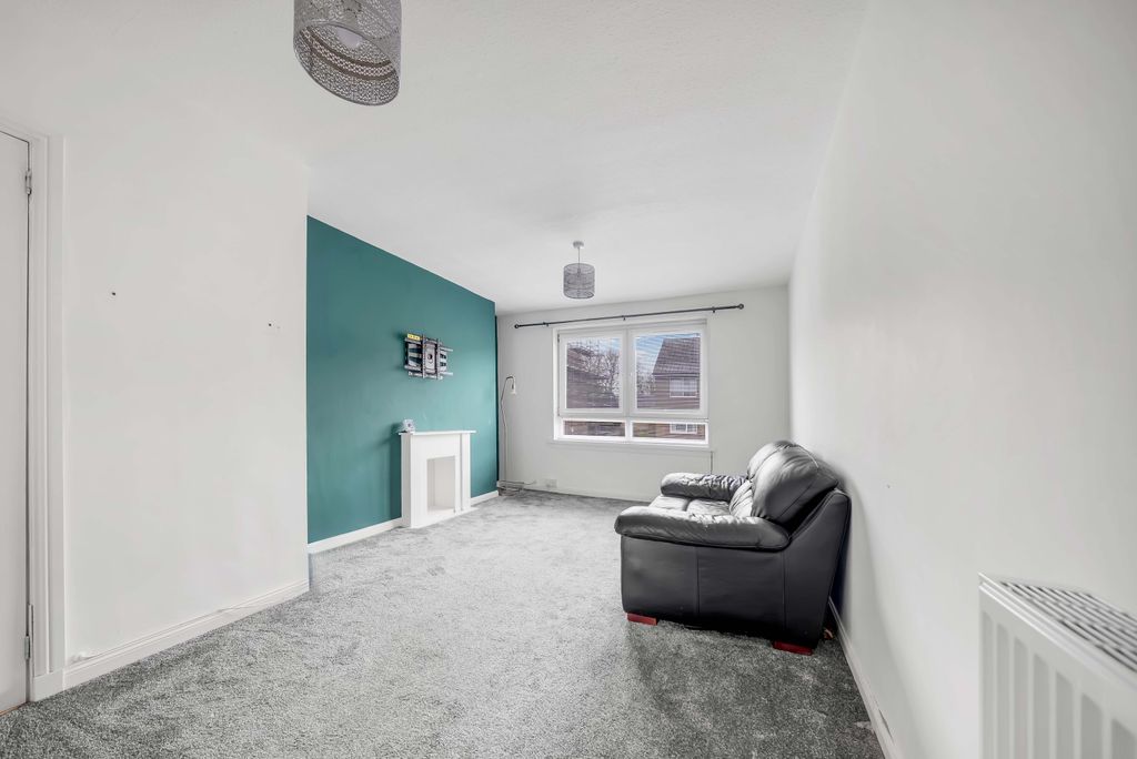 1 bed flat for saleLansdowne Square, Dundee DD2 photo 2