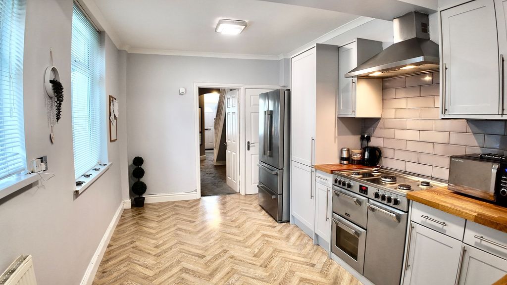 Additional image 12 of 3 bed semi-detached house for saleGrove Estate, Pontnewynydd NP4