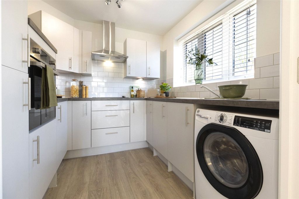Additional image 4 of 2 bed flat for sale2 Bed Apartment, Adam Lock Lodge, Glastonbury Road, Wells, Somerset BA5