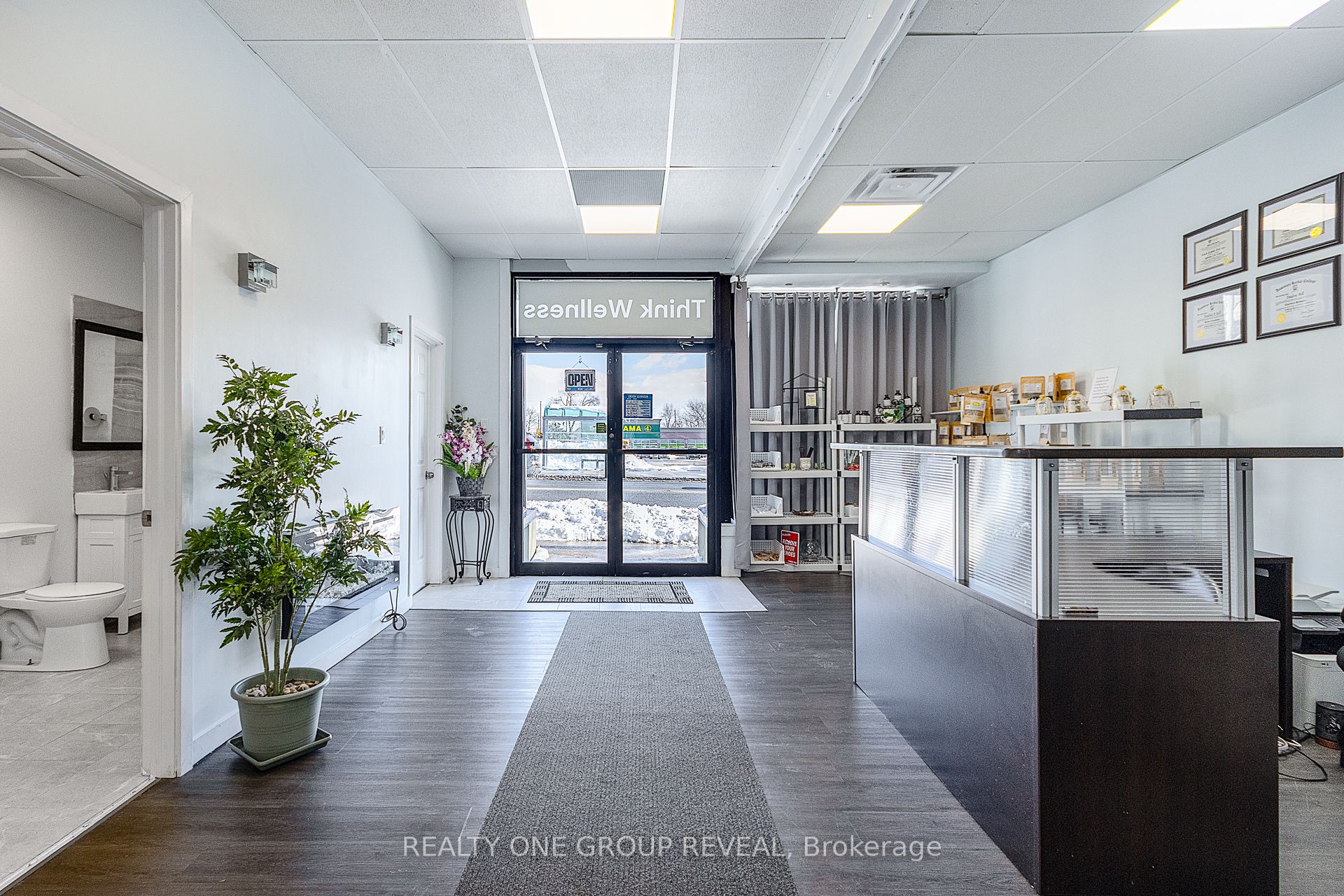 524 Simcoe Street S, Oshawa, ON, L1H 4J8