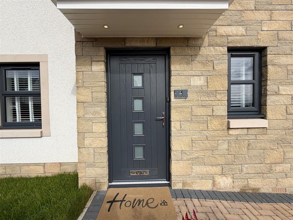 Additional image 2 of 4 bed detached house for saleLairg Court, Airdrie ML6