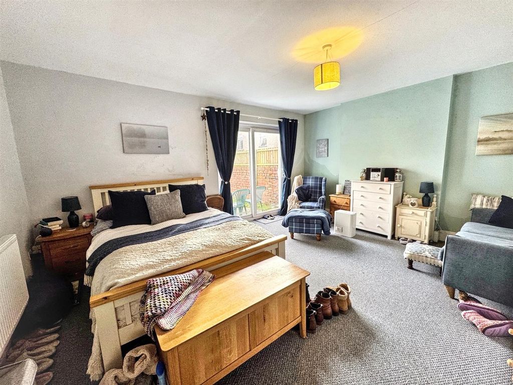 Additional image 3 of 1 bed flat for salePreston Avenue, Newport NP20