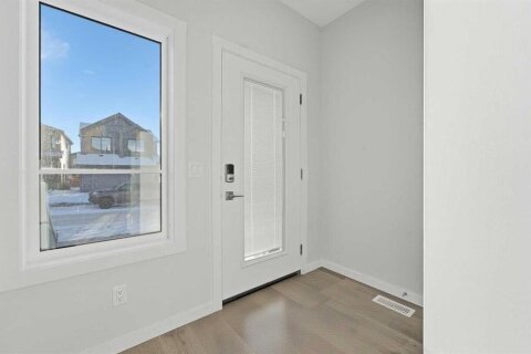 Additional image 8 of 8 Heartwood Lane SE, Calgary, AB, T3S 0P9