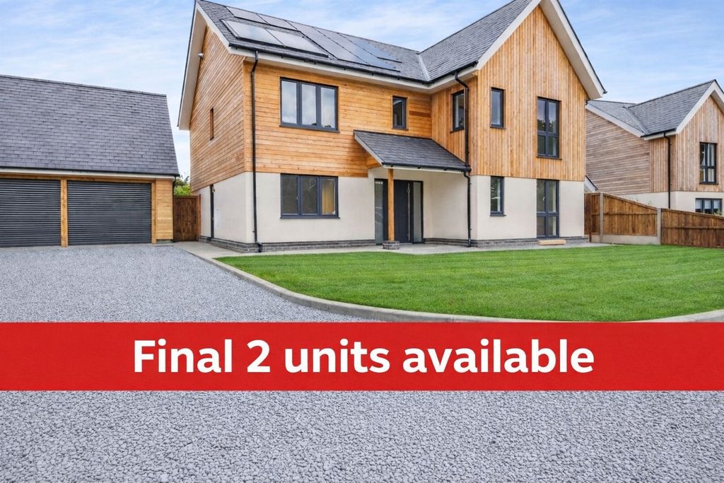 5 bed detached house for saleCatalina Close, Halesworth IP19