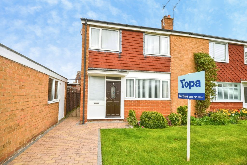 3 bed semi-detached house for saleCayton Drive, Middlesbrough TS5