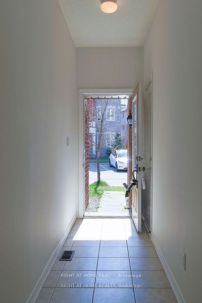 Additional image 3 of Upper-11 Telegraph Street, Brampton, ON, L6Z 0H9