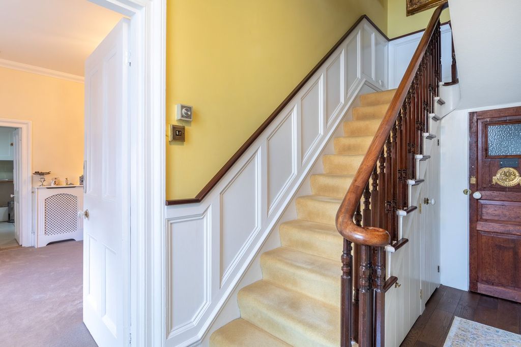 Additional image 6 of 2 bed property for sale13 Pierson Road, St Helier JE2