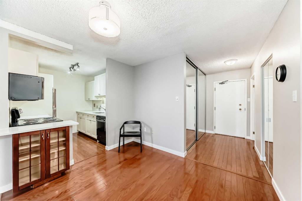 308-718 12 Avenue SW, Calgary, AB, T2R 0H7