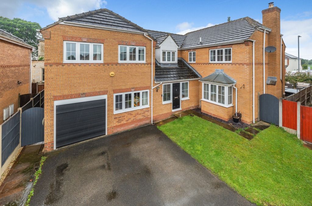 5 bed detached house for saleNorfolk Crescent, Bracebridge Heath, Lincoln, Lincolnshire LN4