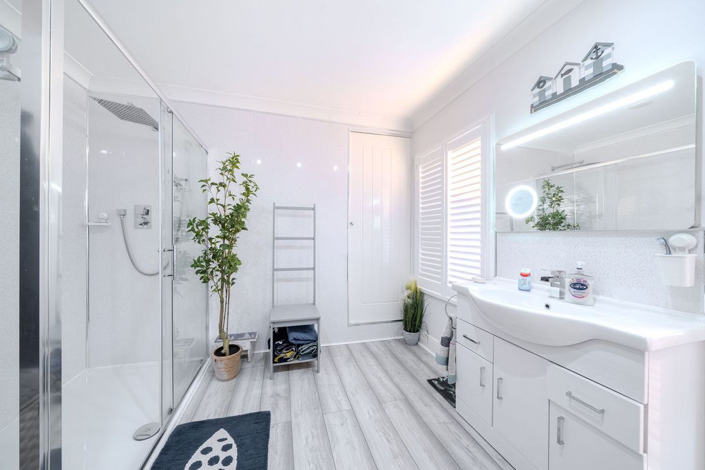 Additional image 7 of 3 bed semi-detached house for saleStation Road, Newport NP18