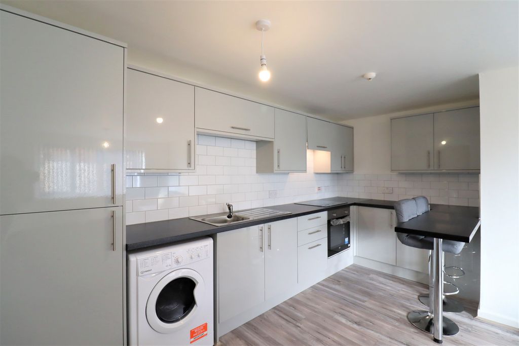 Additional image 6 of 2 bed flat for saleTudor Street, Cardiff CF11