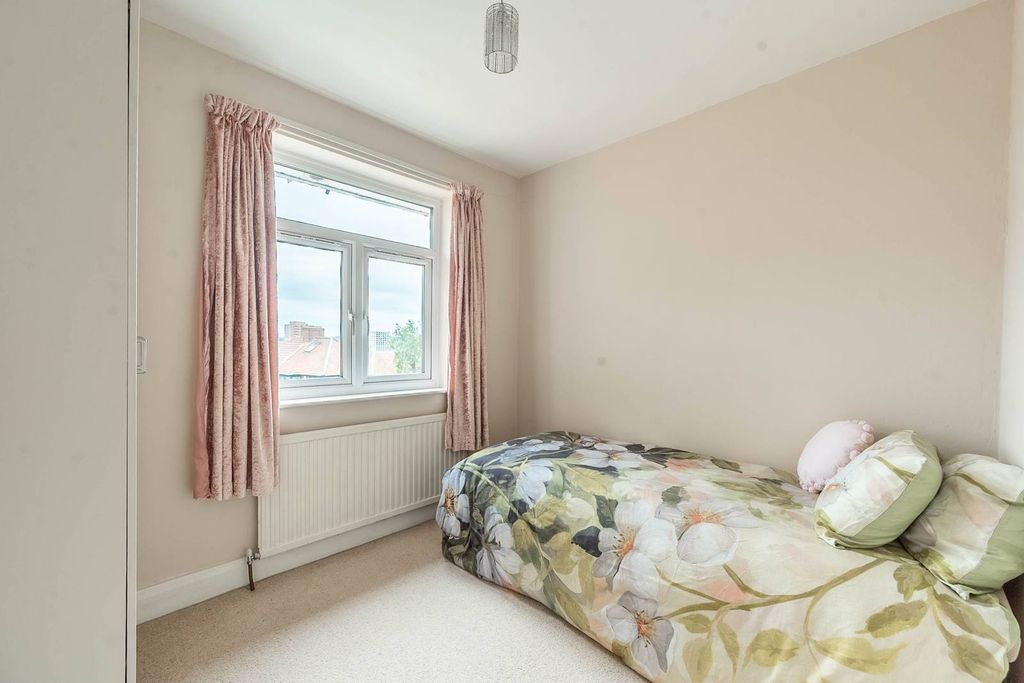 Additional image 14 of 8 bed semi-detached house for saleLodore Gardens, Kingsbury, London NW9