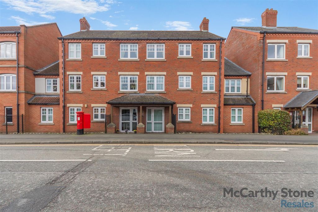 1 bed flat for saleHartwell Court, Church Street, Eastwood, Nottingham NG16