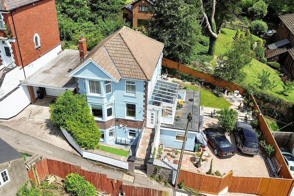 4 bed detached house for saleVicarage Hill, Newport NP20