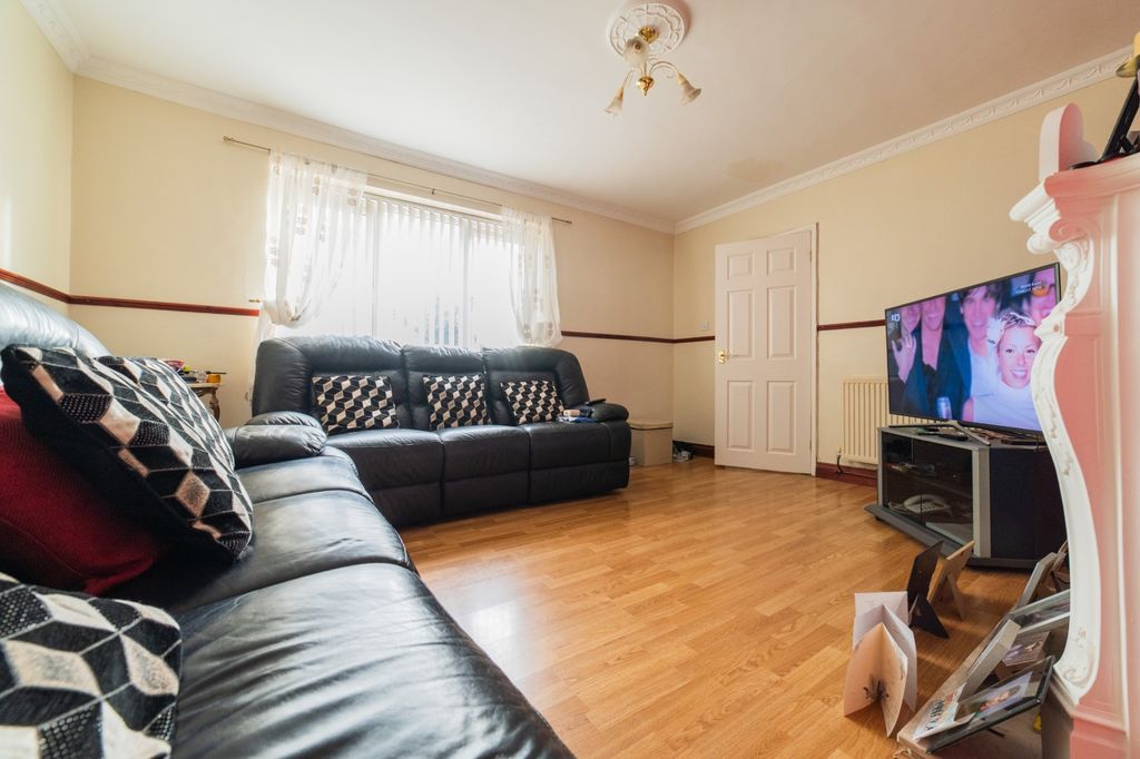 Additional image 2 of 3 bed semi-detached house for saleGreenway Road, Rumney CF3