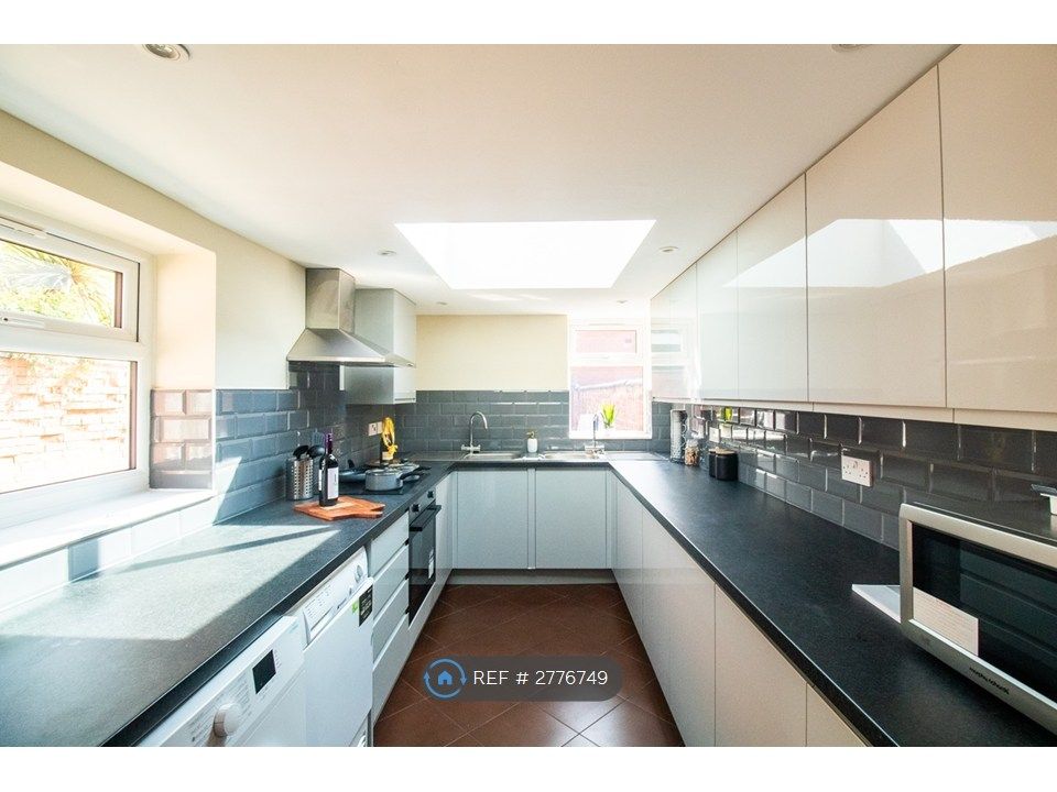 7 bed shared accommodation to rentVictoria Park Road, Leicester LE2 photo 4