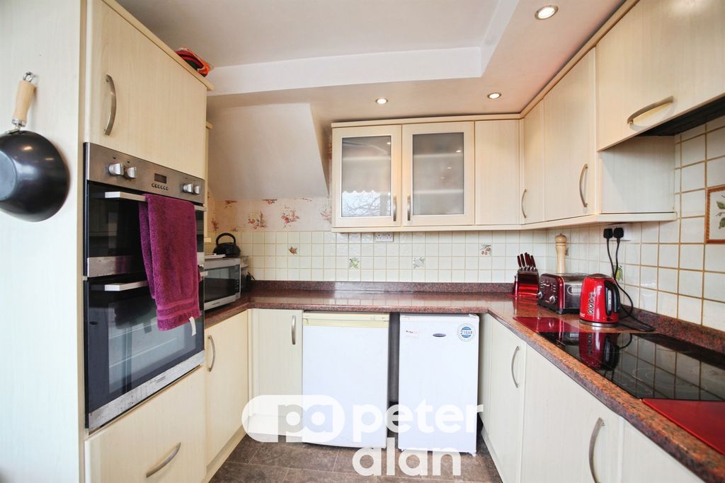 Additional image 9 of 3 bed maisonette for saleHeather Road, Newport NP19