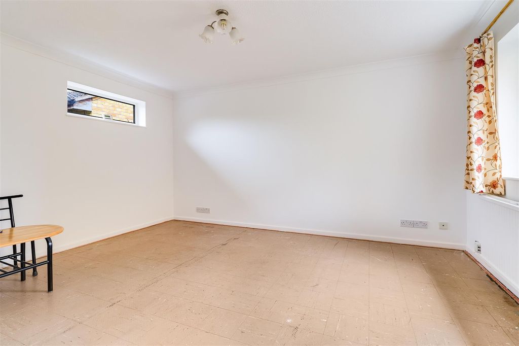 Additional image 5 of 2 bed semi-detached bungalow for saleSherbourne Court, Cambridge CB4