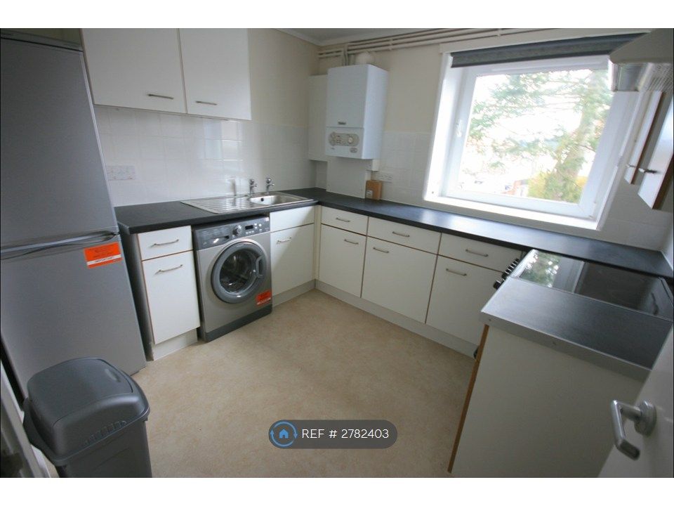 3 bed flat to rentUpton Road, Norwich NR4 photo 5