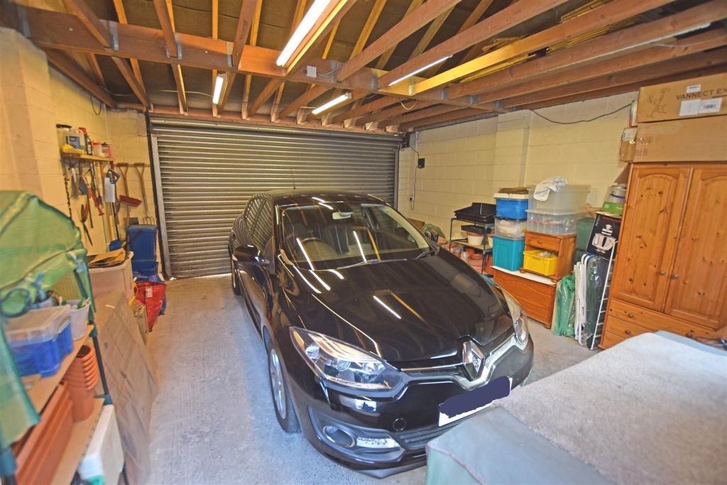 Additional image 11 of 4 bed terraced house for saleWhitchurch Road, Cardiff CF14