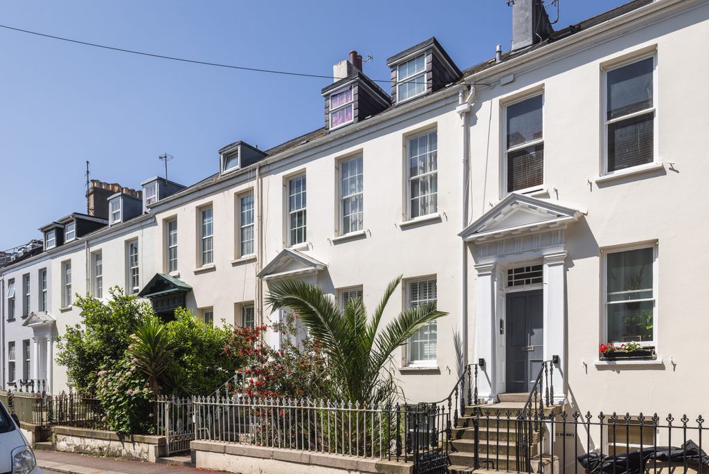 1 bed flat for sale25 Duhamel Place, St. Helier, Jersey JE2