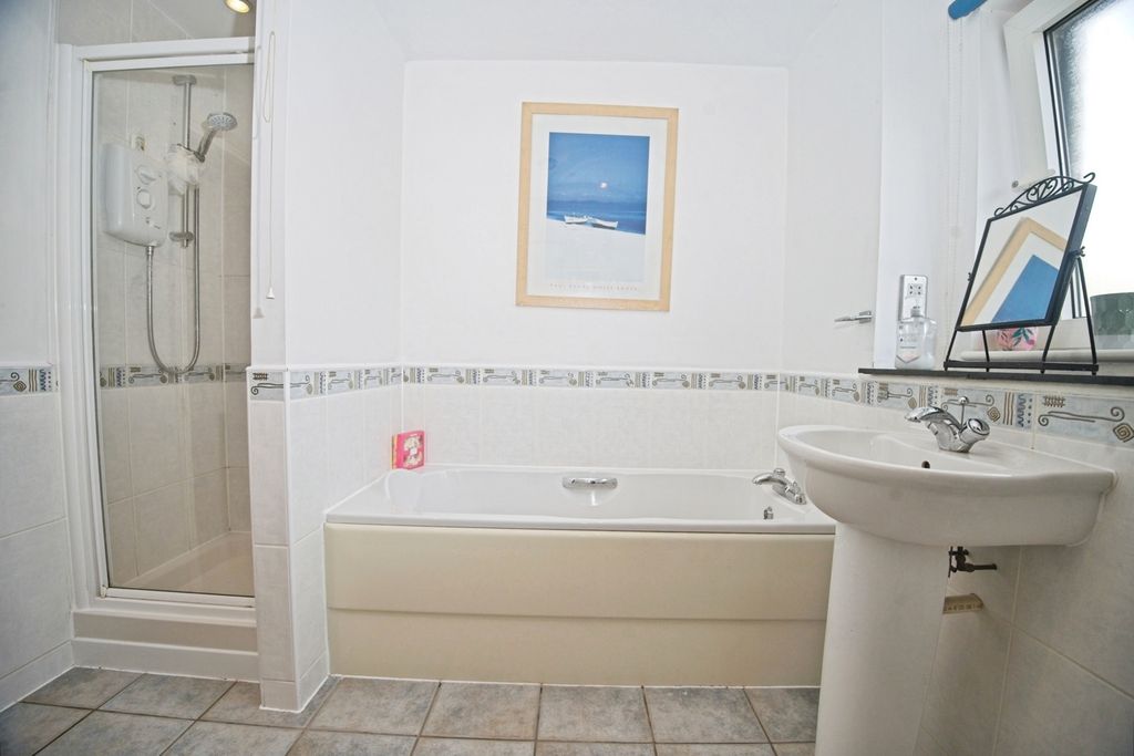 Additional image 8 of 3 bed flat for saleJudkin Court, Heol Tredwen, Cardiff CF10
