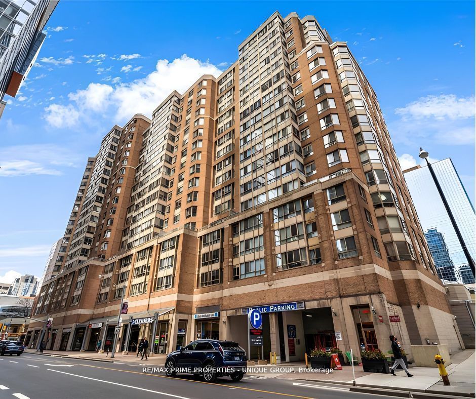 1701-44 Gerrard Street W, Toronto, ON, M5G 2K2