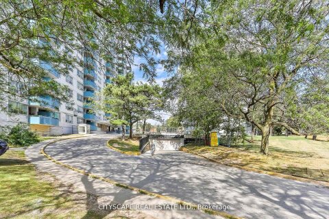 Additional image 7 of 816-1442 Lawrence Avenue W, Toronto, ON, M6L 1B2