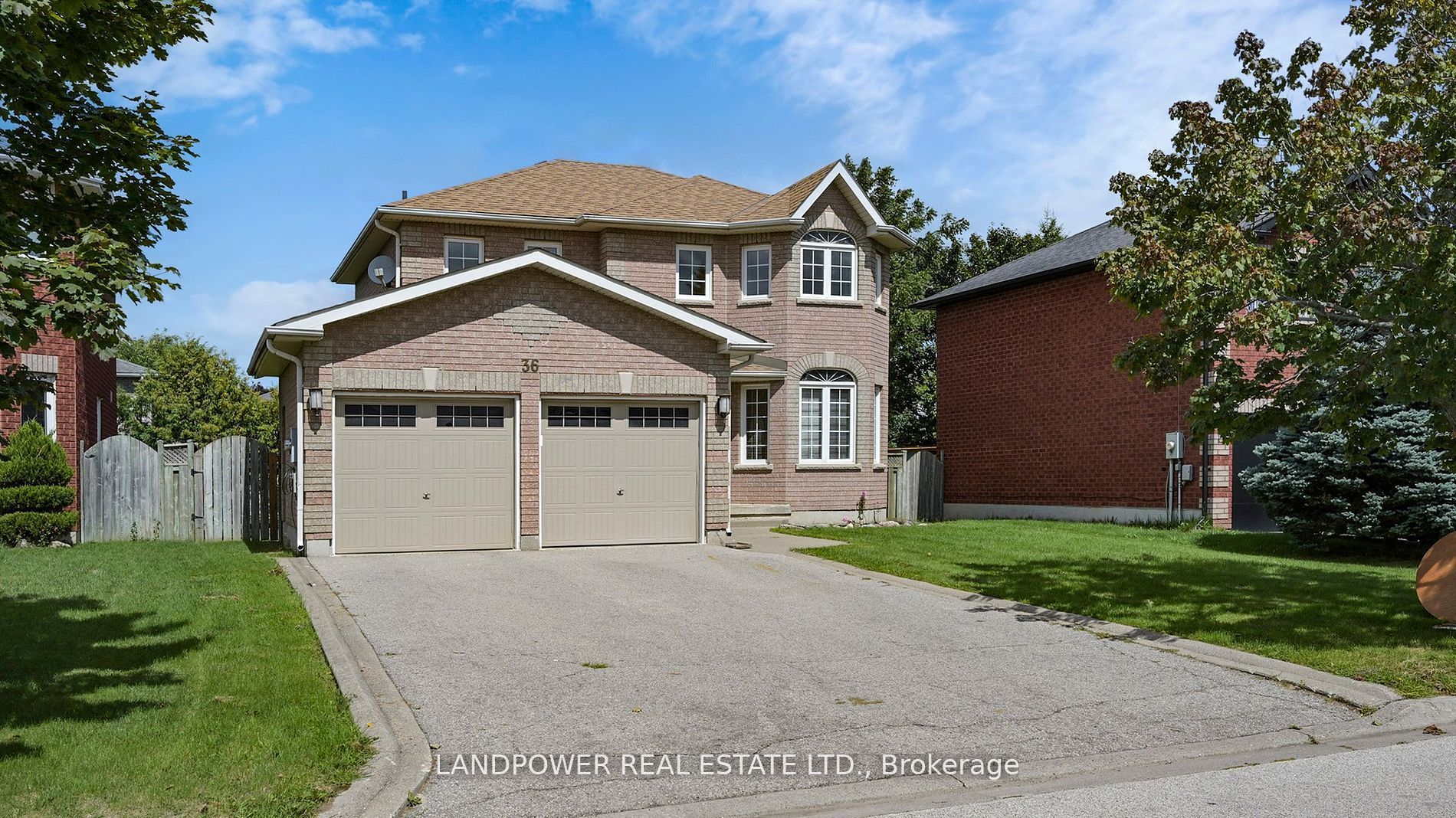 36 Amberview Drive, Georgina, ON, L4P 3X8