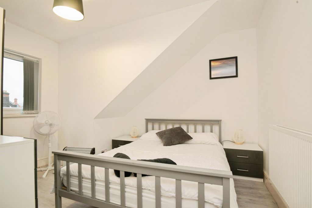 Additional image 15 of 2 bed flat for saleConnaught Road, Roath, Cardiff CF24