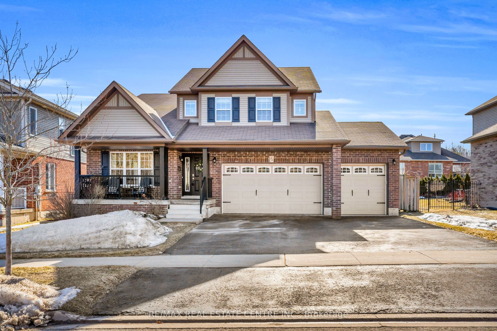 14 Sandringham Circle, Orangeville, ON, L9W 0A5