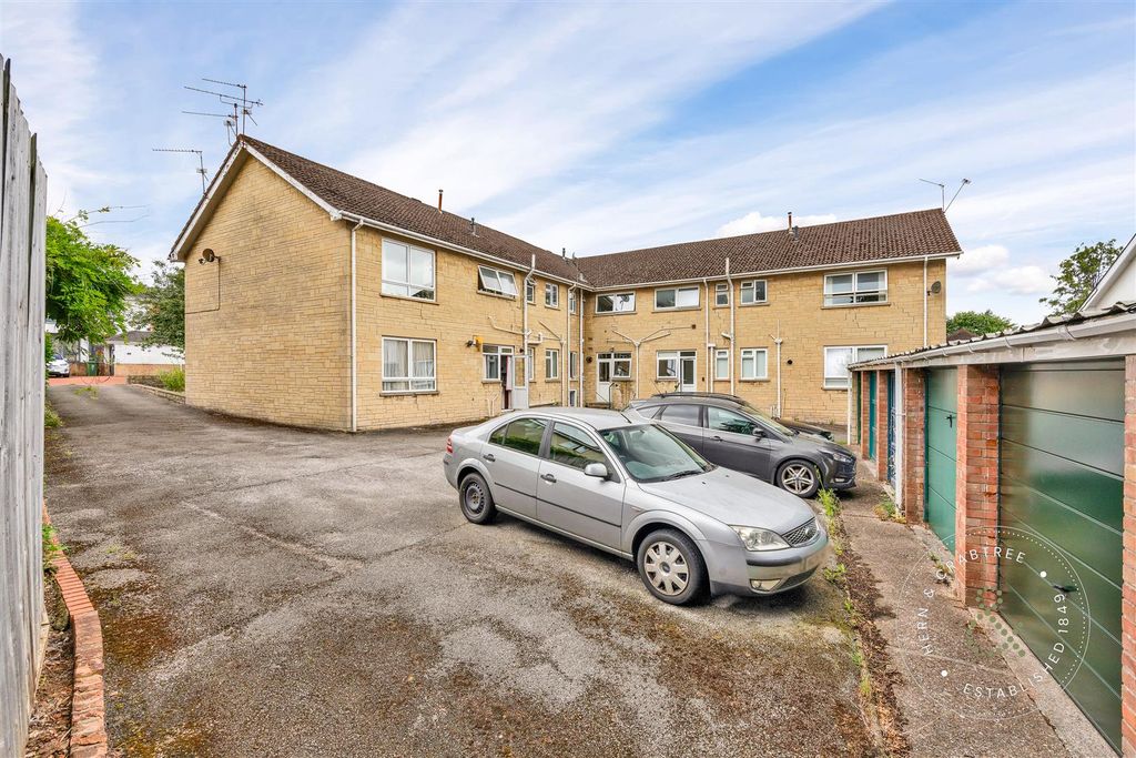 Additional image 15 of 2 bed maisonette for saleCyncoed Place, Cardiff CF23