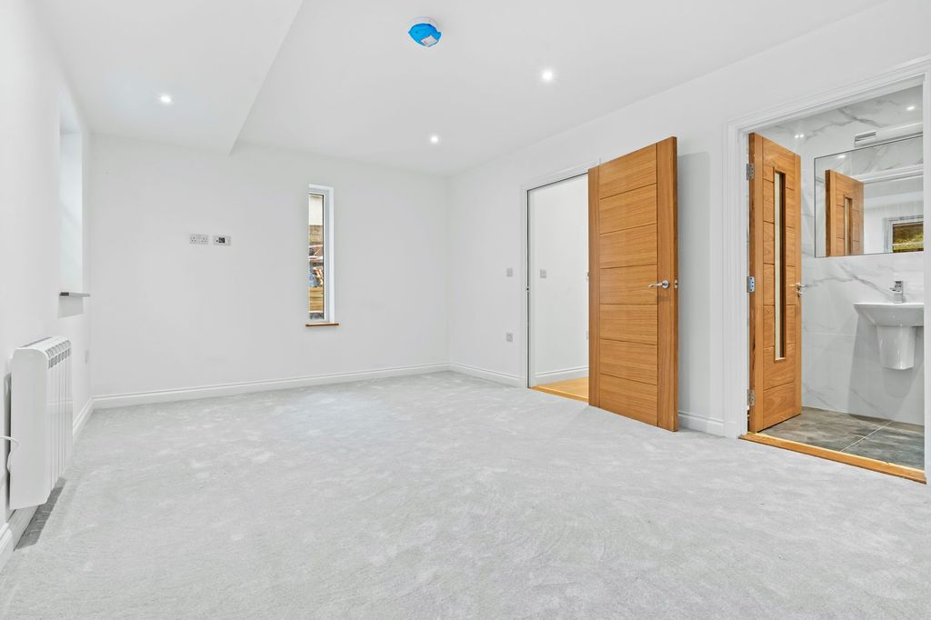 Additional image 11 of 3 bed property for saleCranworth Mews, St Helier JE2