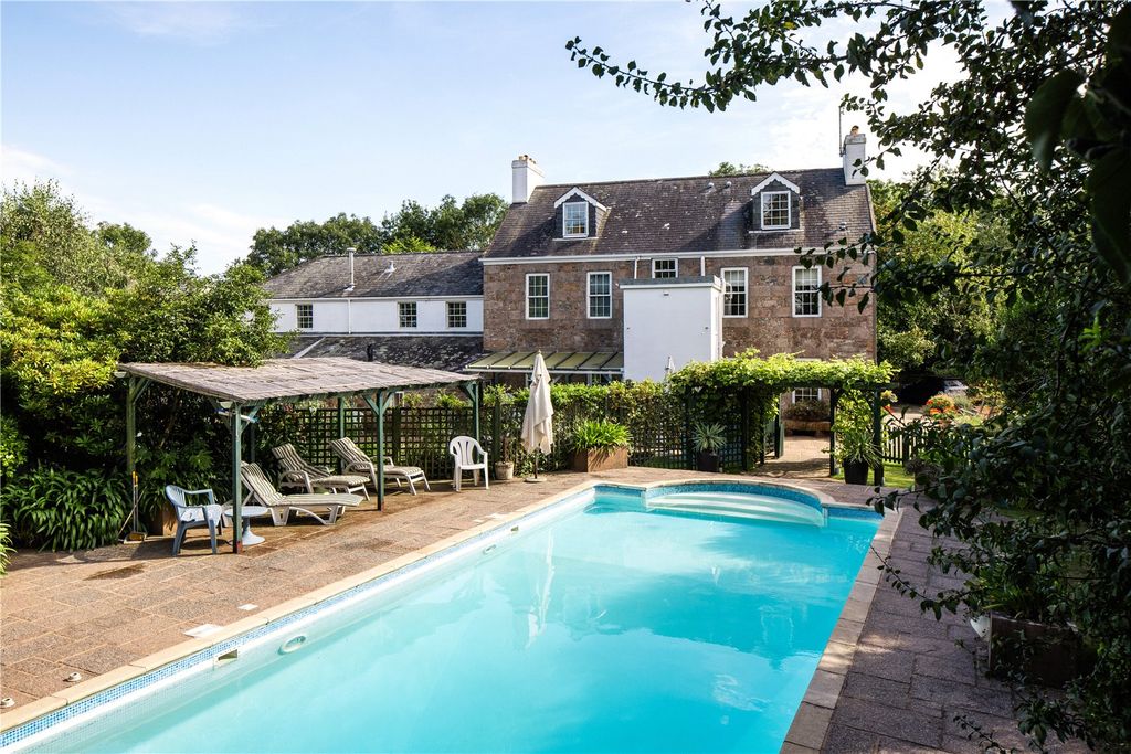 Additional image 15 of 5 bed detached house for saleRue Du Marais A La Cocque, Grouville, Jersey JE3