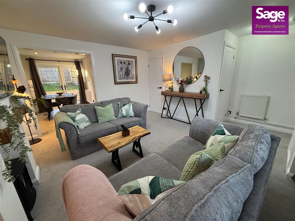3 bed semi-detached house for saleClaremont, Malpas, Newport NP20