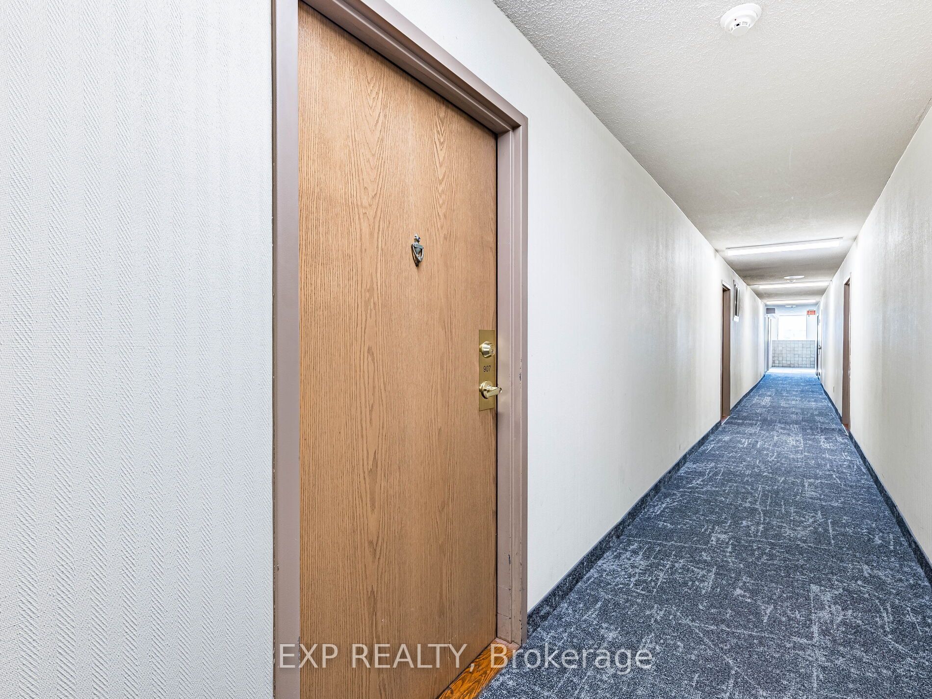 Additional image 3 of 907-25 Agnes Street, Mississauga, ON, L5B 3X7