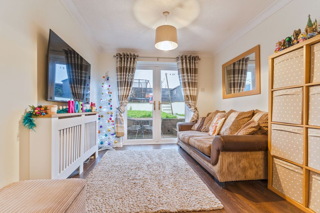 Additional image 7 of 3 bed semi-detached house for salePalm Close, New Inn NP4