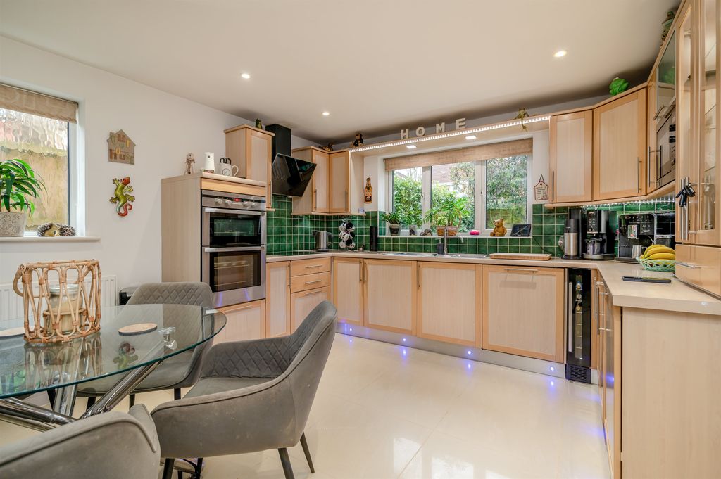 Additional image 2 of 4 bed detached house for salePriory Gardens, Langstone, Newport, Newport NP18