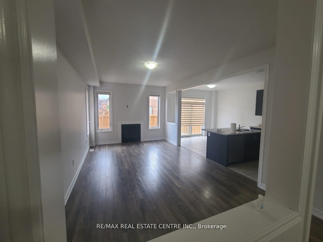 Additional image 4 of 100 Truro Circle, Brampton, ON, L7A 4E7