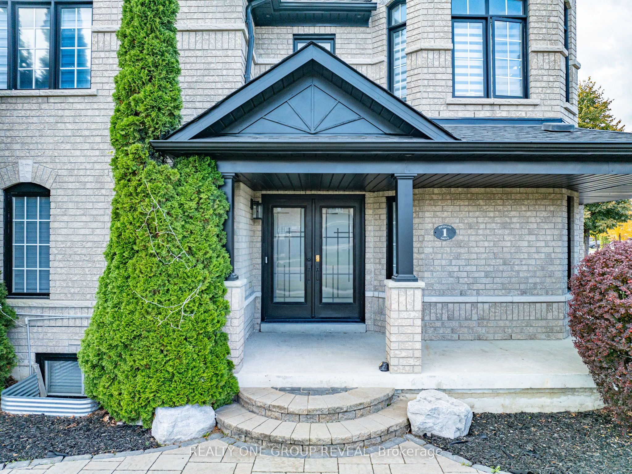 Additional image 3 of 1 Bridgid Drive, Whitby, ON, L1P 1T7