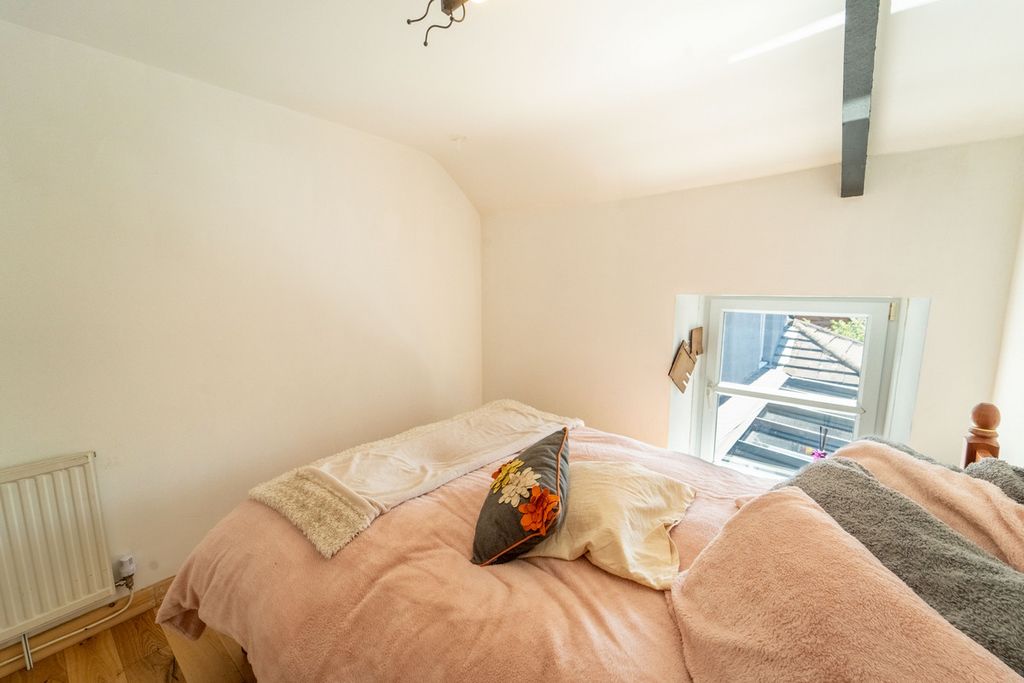 Additional image 15 of 5 bed detached house for saleSt. Johns Crescent, Newport NP10