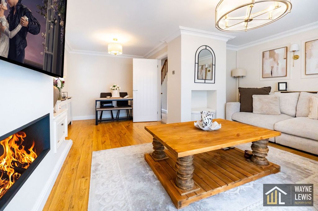 Additional image 2 of 3 bed detached house for saleForest Hill, Pontllanfraith, Blackwood NP12