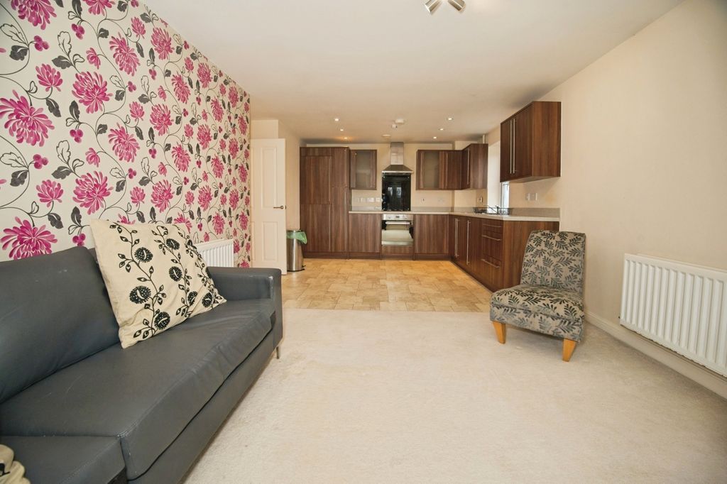 2 bed flat for saleFfordd James Mcghan, Cardiff CF11